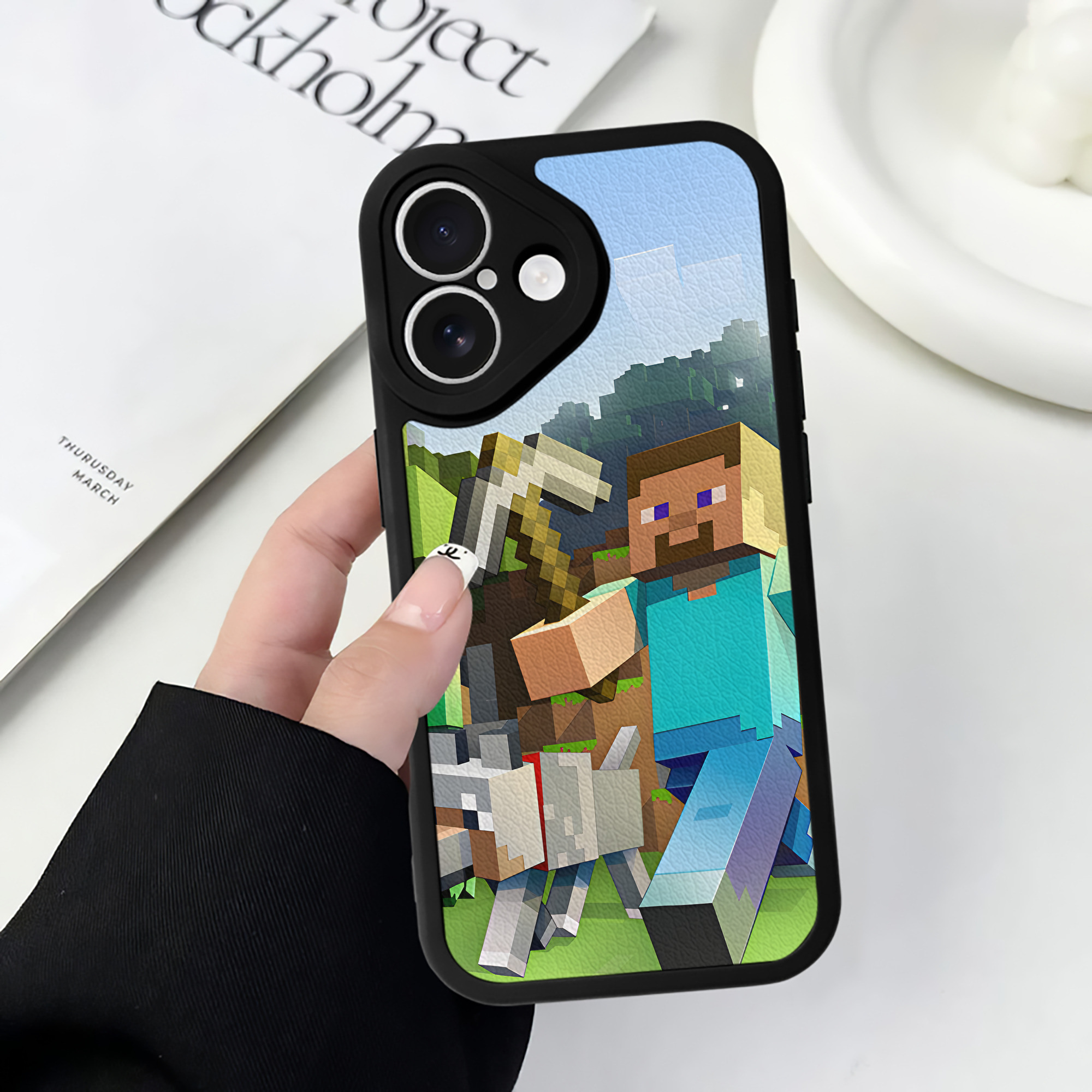 （画像用） マインクラフト ブロックの世界 Minecraft MC Block world 【iPhone 16シリーズ対応】シリコンスマホケース（レザー調） 材質：シリコン